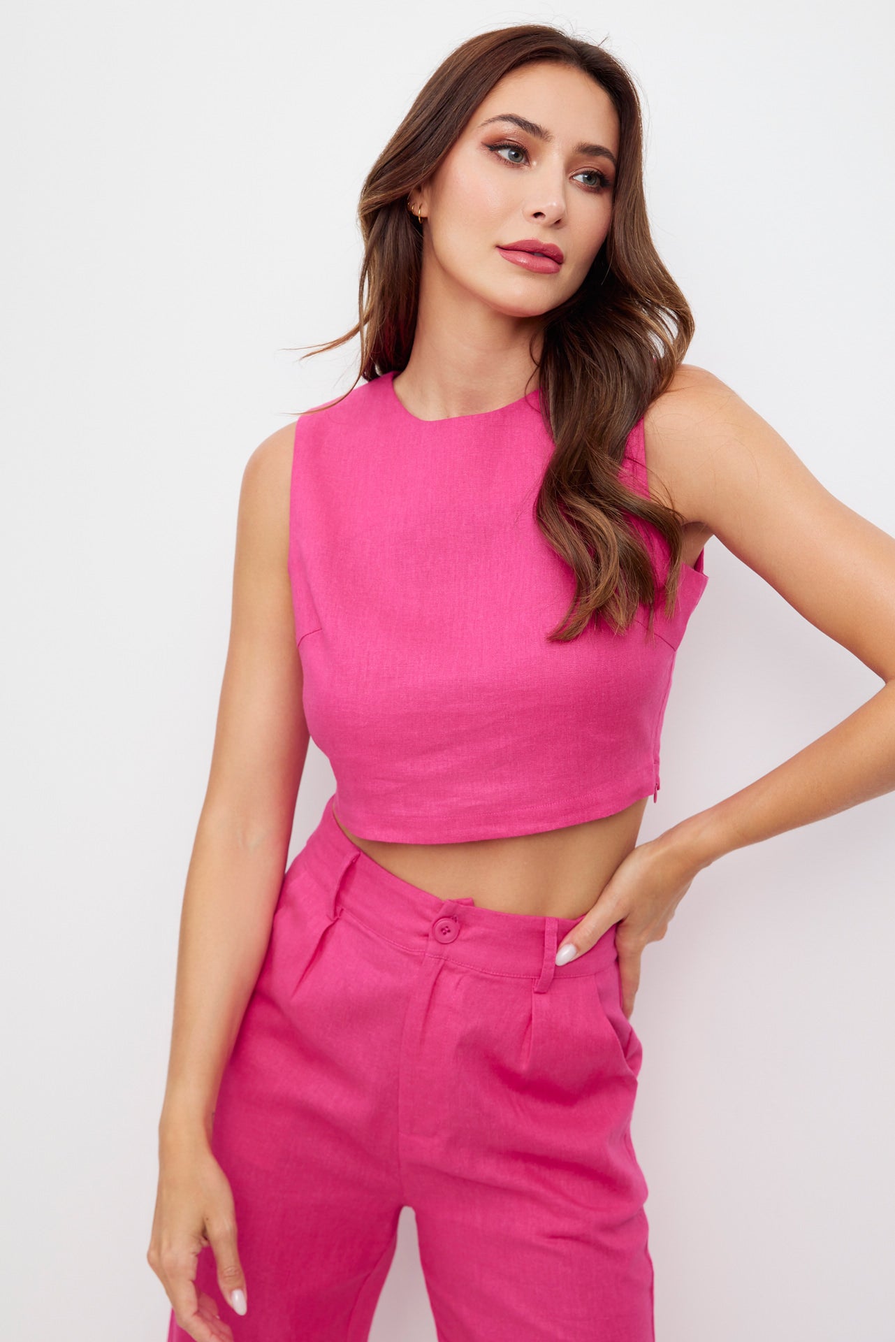 Sleeveless Crop Top and Pleated Pants Set