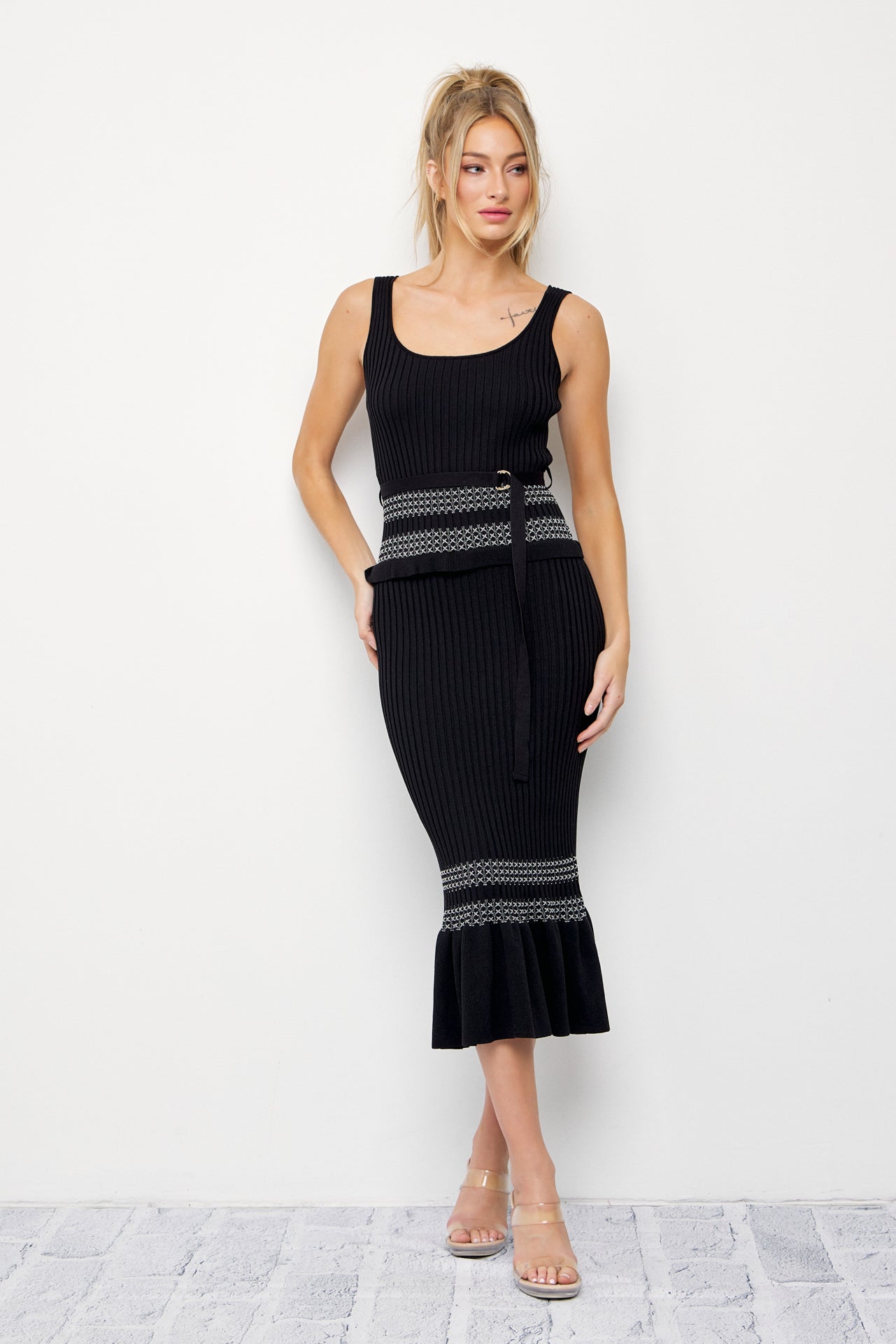 Pretty First Impression Rib Knit Ruffle Midi Dress