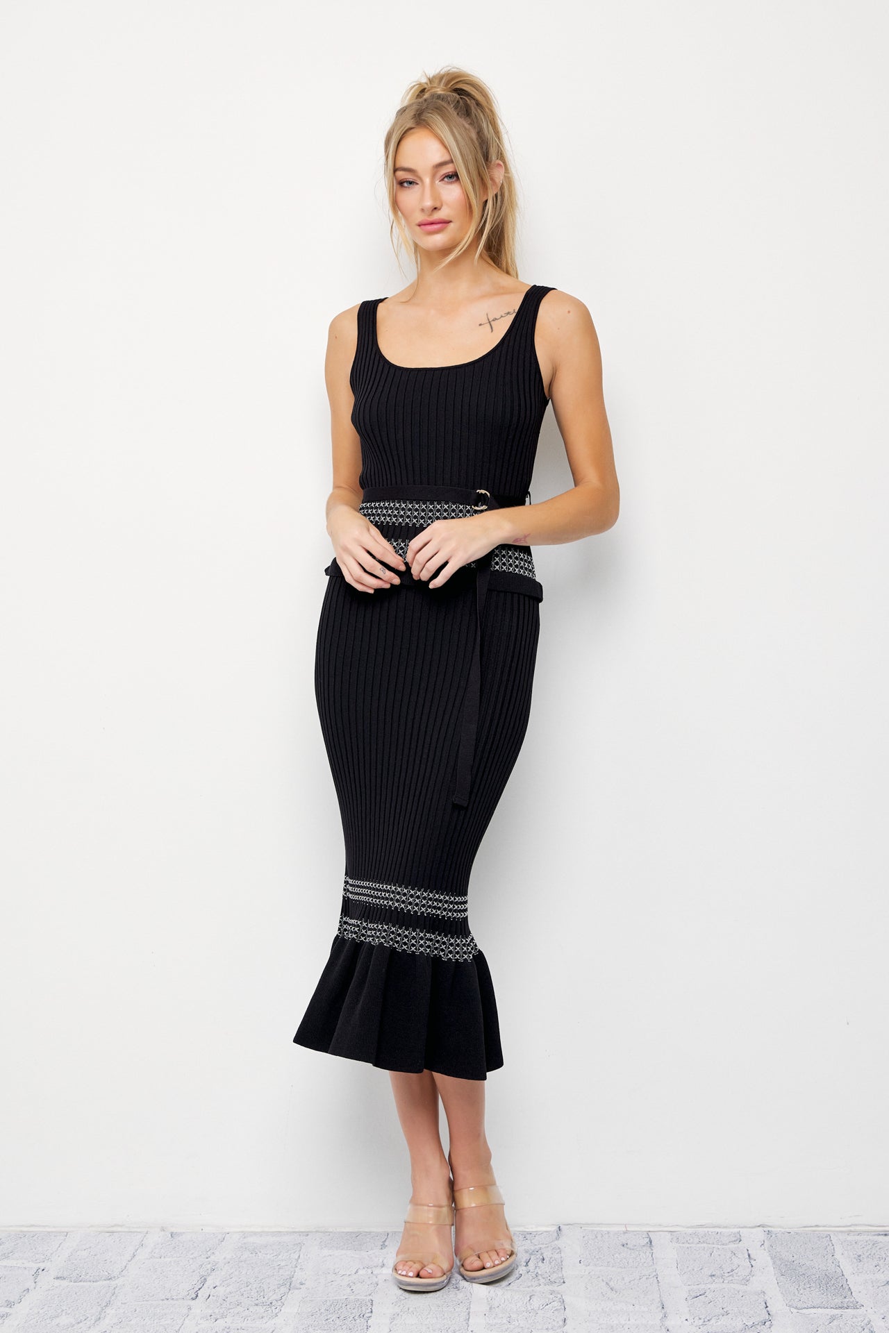 Pretty First Impression Rib Knit Ruffle Midi Dress