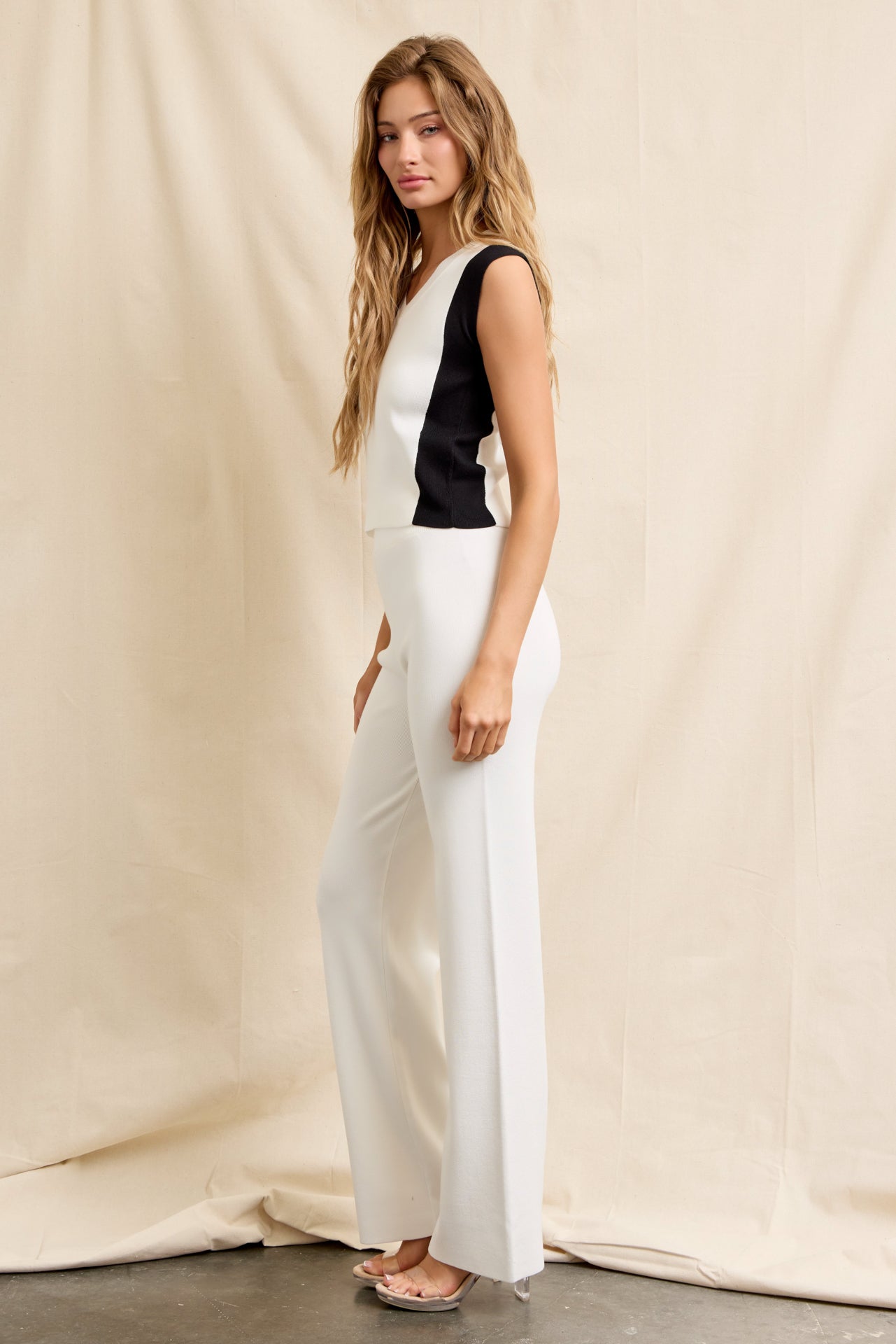 Serene Contrast Knit Sleeveless Top & Pants Set