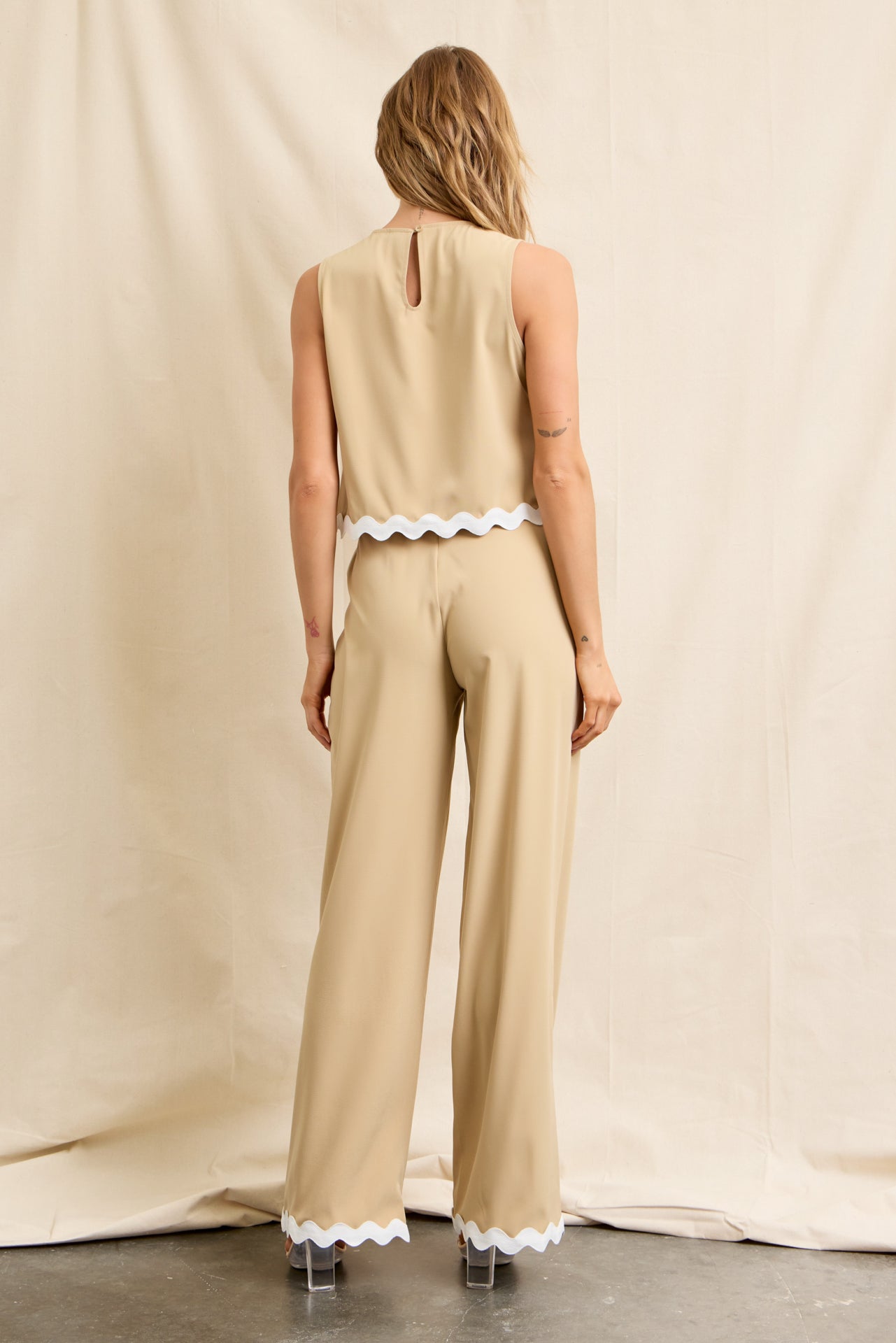 Scallop Elegance Woven Sleeveless Top & Pants Set